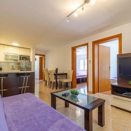 Niko Apartment วีร์ ภายนอก รูปภาพ