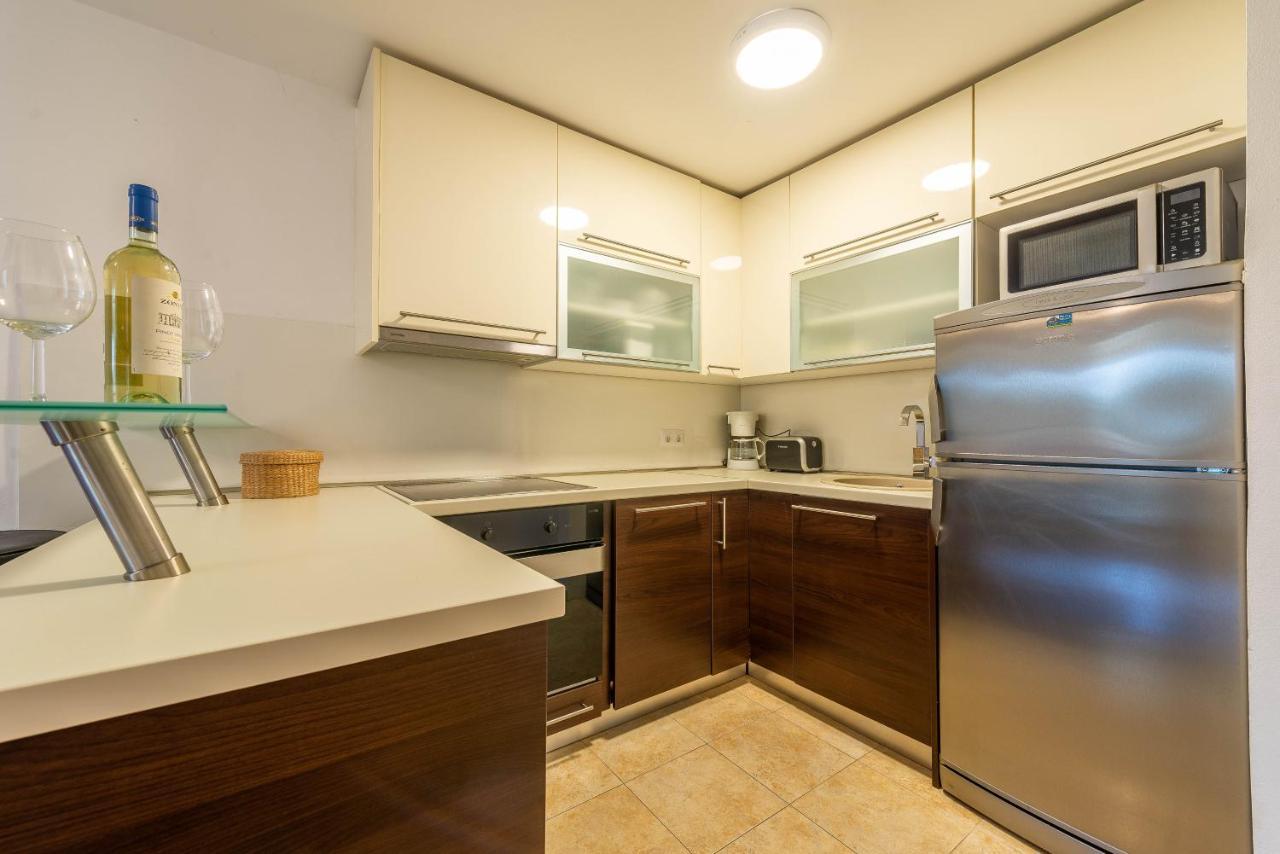 Niko Apartment วีร์ ภายนอก รูปภาพ